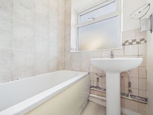 Photo 14- click for photo gallery